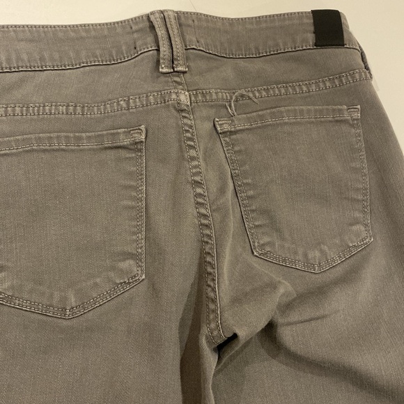 VINCE GRAY JEAN WITH  PLASTIC COATING STRIPS INSIDE SEAM & ' OUTSIDE - Picture 15 of 16